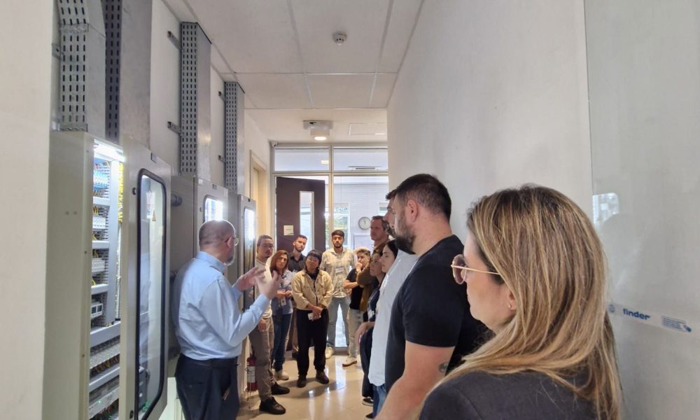 Visita ao escritório da Finder em 2024
